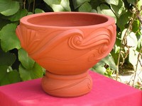 18 inch diameter Celtic pot